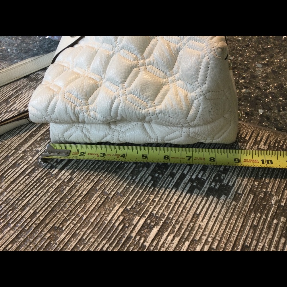 Kate Spade Handbag - Picture 2 of 10